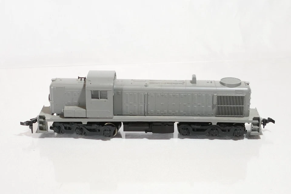 Atlas 7080 HO Scale DC Locomotive Undecorated RSD 4/5 Diesel Engine - Image 2 of 4