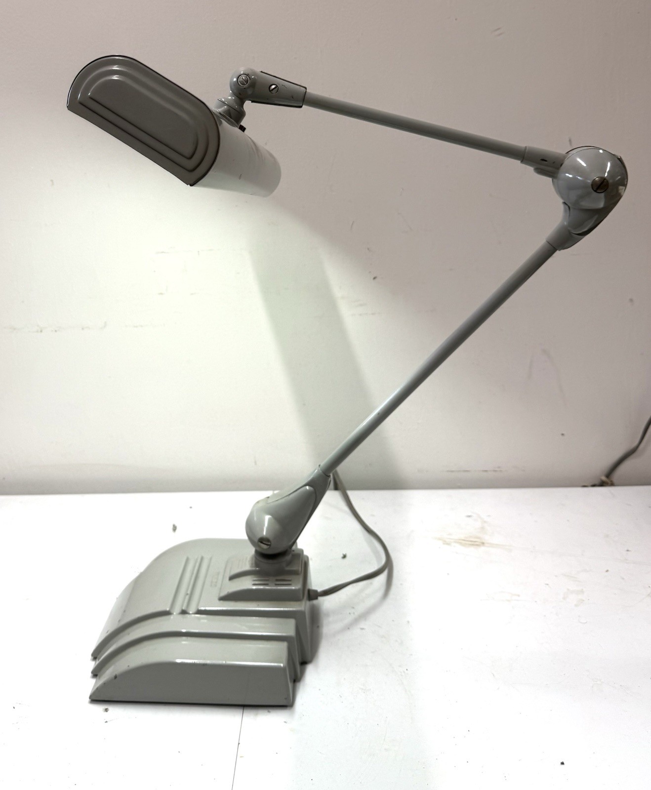 50s MCM Art Specialty Co FLEXO Metal Industrial Articulating Drafting Desk Lamp