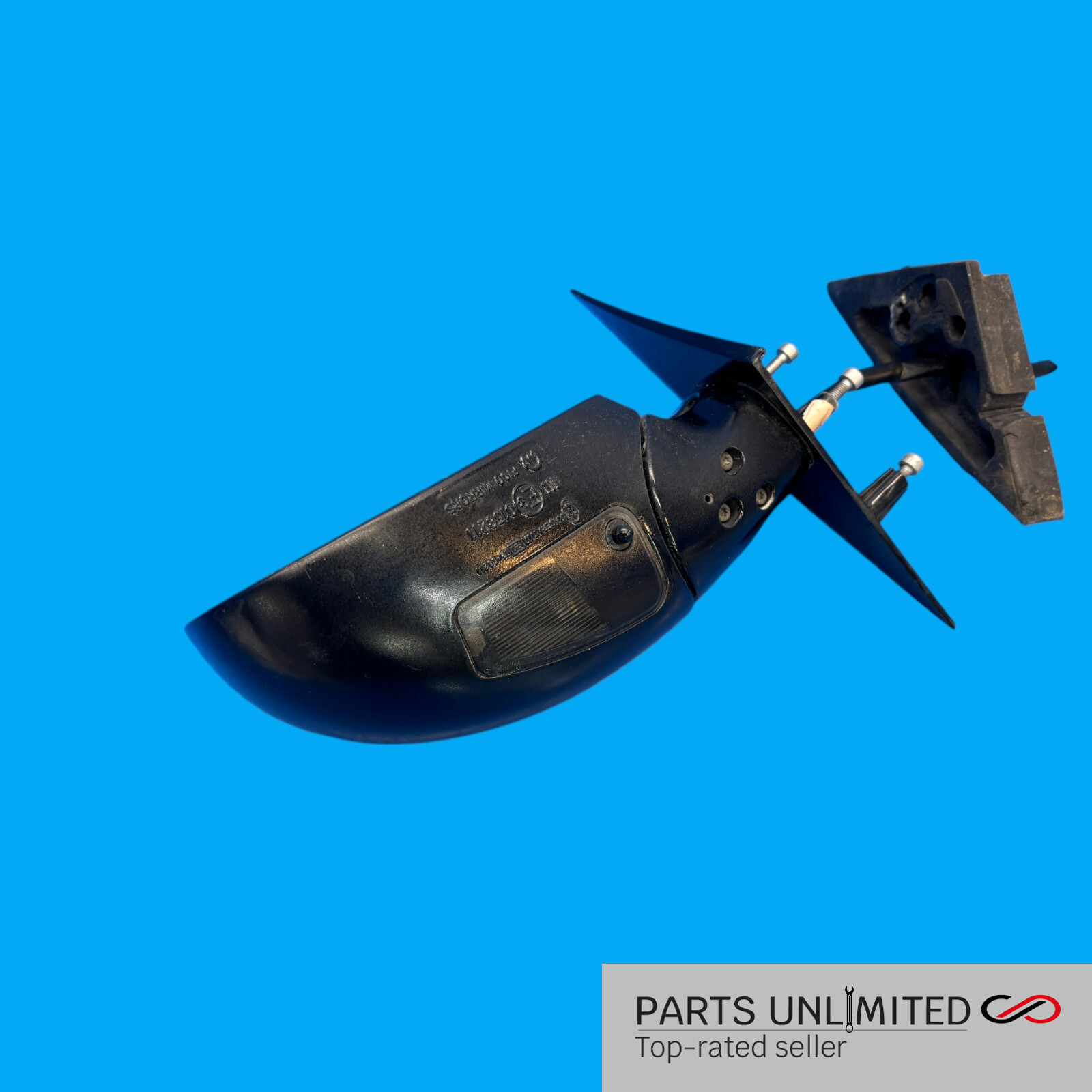 03-08 Maserati Quattroporte M139 OEM Left driver side power door mirror Black
