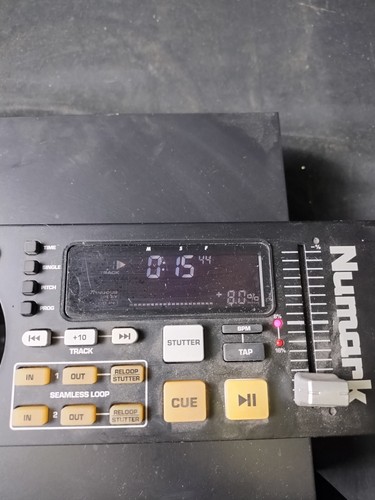 Numark CDN 35 Professional Dual CD Player - Picture 8 of 16