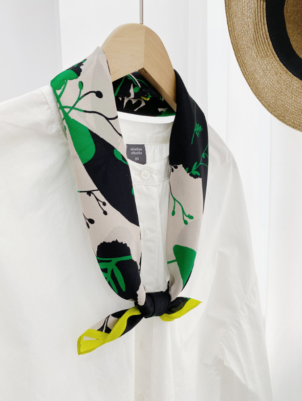 Pure 12 Momme Black Green Leaves Silk Scarf Wrap Bandanna 68x68cm Shawl