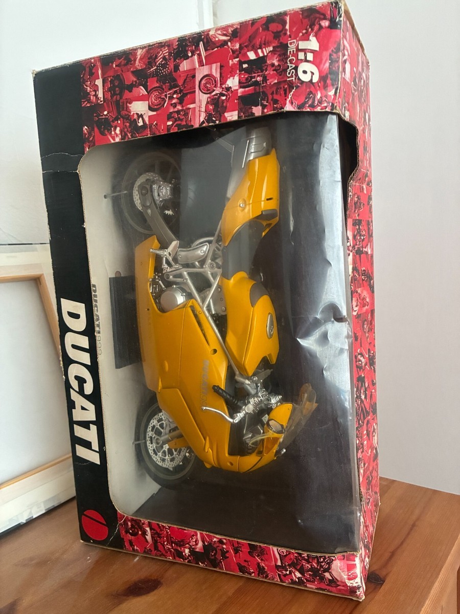□ニューレイ 1/6 ドゥカティ 999 黄 New Ray バイク 単車 New Ray