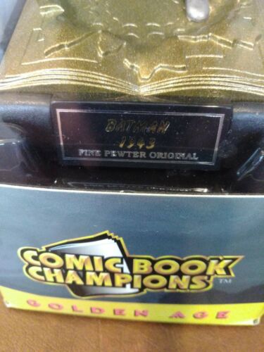 Batman Golden Age Edition limitierte Figur Cover Replik Comicbuch Champions selten - Bild 4 von 6