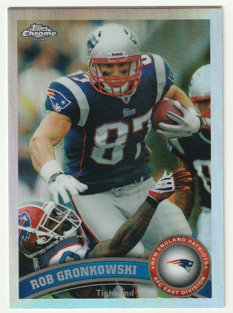 ROB GRONKOWSKI 2011 TOPPS CHROME #132 - REFRACTOR - NEW ENGLAND PATRIOTS