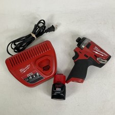 Milwaukee 2553-20 1/4" Cordless Hex Impact Driver With Battery and Charger