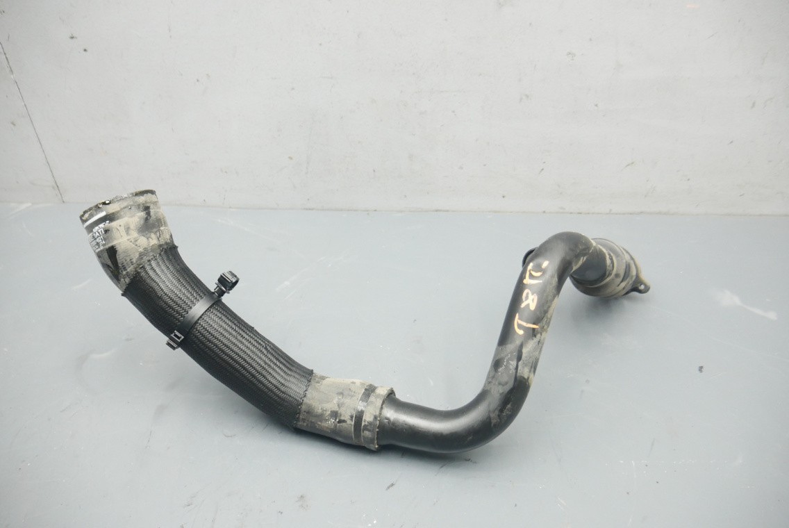 2014-2021 Maserati Ghibli Right Side Intercooler Hose Pipe Tube 670003621 OEM