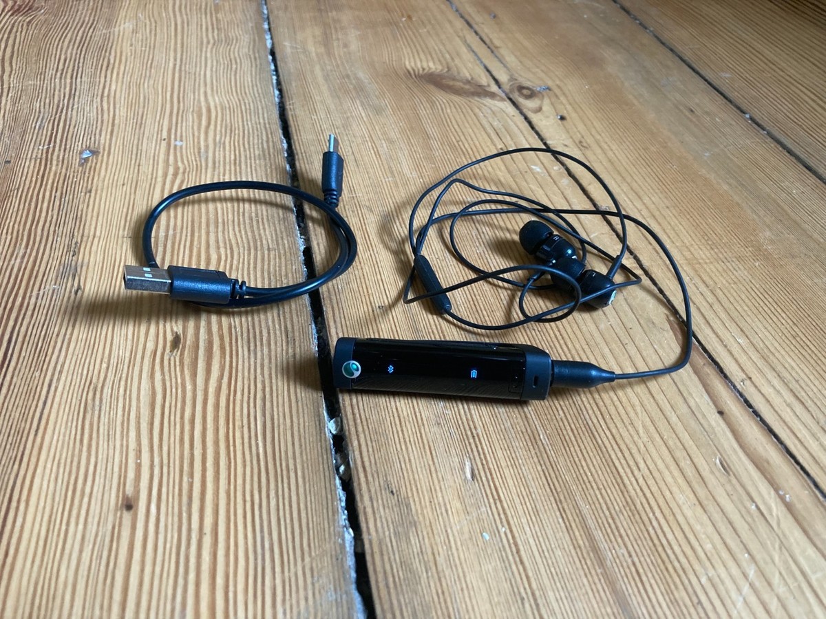 Sony Ericsson MW600 Bluetooth Headset mit Original InEars 3,5mm | eBay