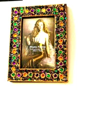 PGG Round Stones enclosed with Mini Mini Micro Gold Beads Photo Frame  - 4 x 6