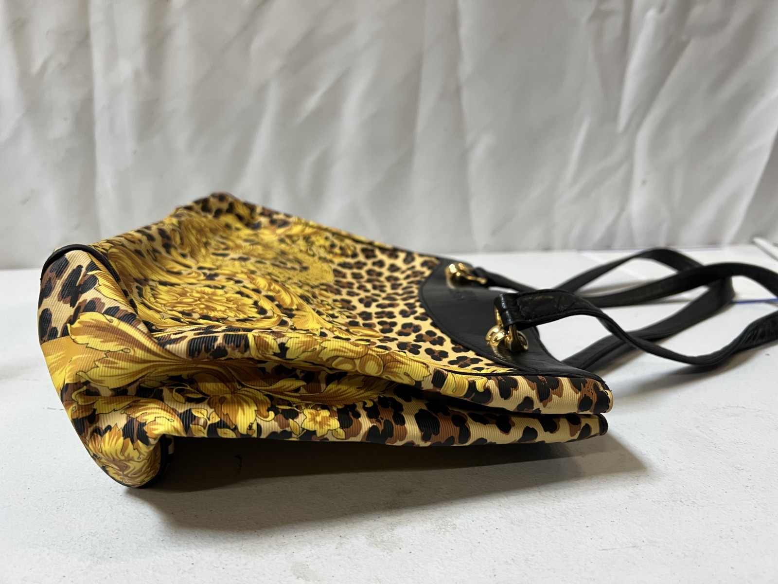 VERSACE LEOPARD PATTERN YELLOW LEATHER SHOULDER T… - image 5