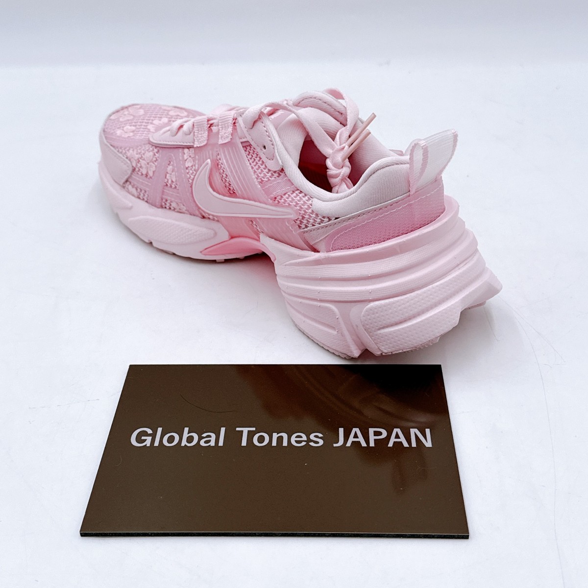 Nike WMNS V2K Run HJ5269-600 Pink Foam/Arctic Pink Women