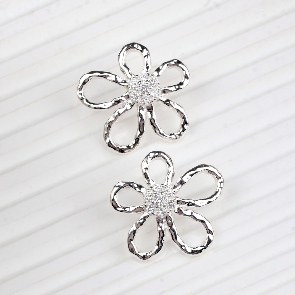 Orecchini A Fiore Di Rosa In Argento Sterling 925 Con Zirconia Cubica - Eleganti E Ipoallergenici, Regalo Perfetto Per Lei
