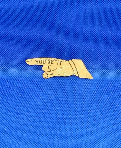 Vintage 1940's(?) Cracker Jack Tin Finger - Game Peice Spinner "You're It" - Picture 3 of 4