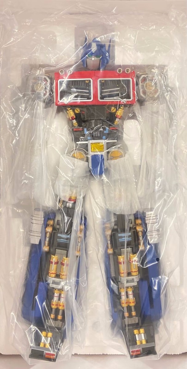 Action Toys Transformers ULTIMETAL UM-01 OPTIMUS PRIME Figure NIB
