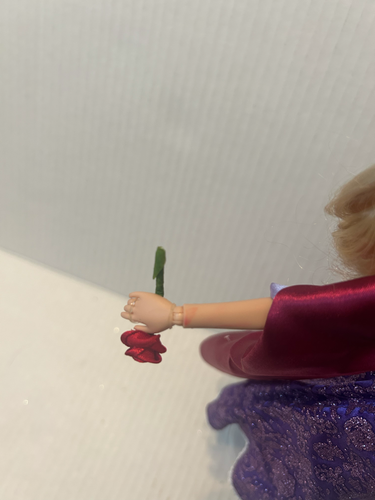 Disney Store Sleeping Beauty Princess Aurora Briar Rose Singing Doll 11.5 inch - Picture 11 of 12