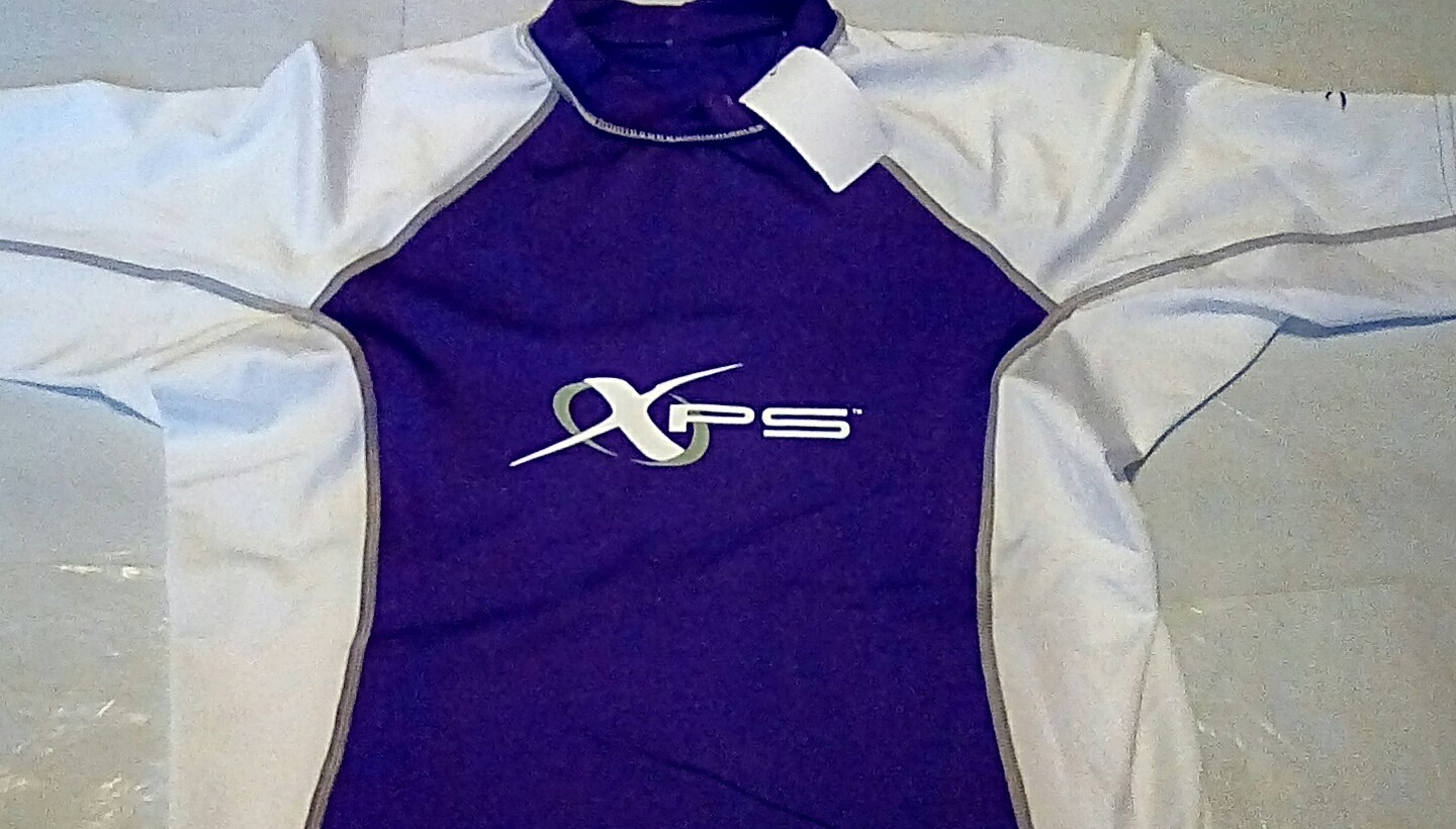Picture 2 of 4