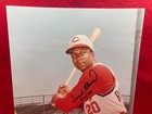 NICE! Frank Robinson Cincinnati Reds SIGNED 8x10 Photo w/ 1956 ROY w/ JSA COA — photo 4