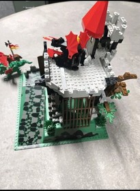 Vintage 1993 LEGO Castle Fire Breathing Fortress 6082 W/Instructions  READ
