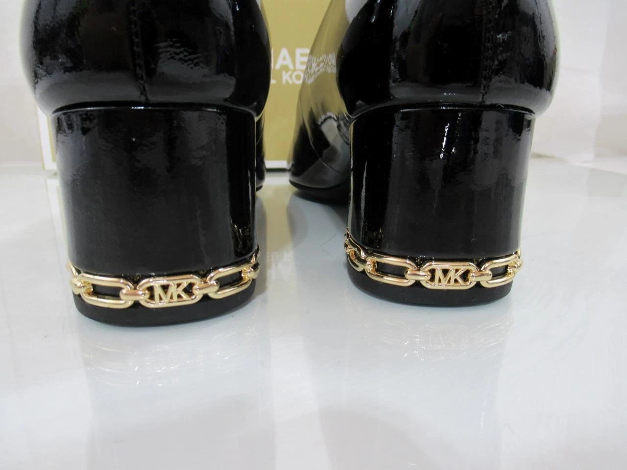 Michael Kors June Flex Mid Pump Block tacco MK logo nero brevettato taglia 7 5