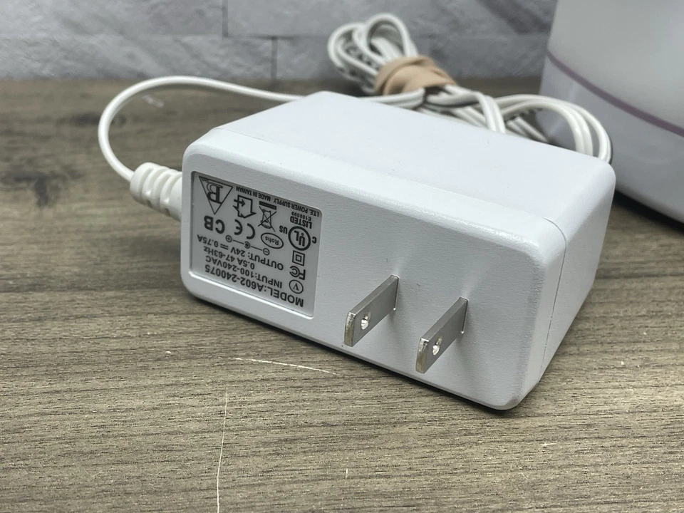 Difusor de aceites esenciales doTERRA Aroma Lite con luz LED nocturna Foto 2 de 4