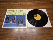 LP Vinyl Saga Worlds Apart + OIS Polydor 1981...