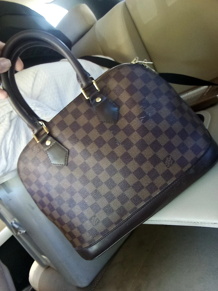 AUTHENTIC Louis Vuitton Damier Ebene ALMA PM HANDBAG - Image 3 of 3