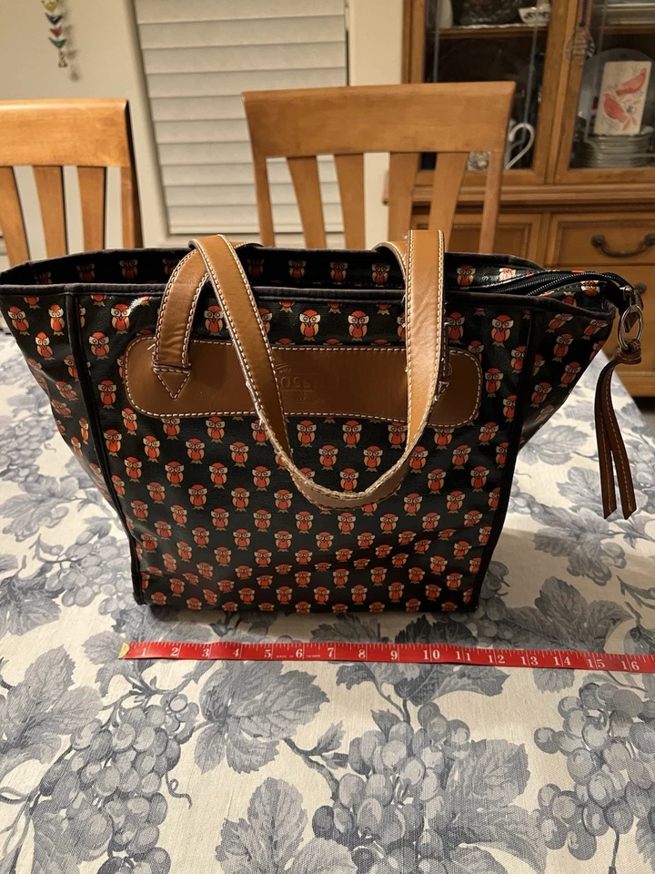 Bolso de Mano FOSSIL Estampado de Búho en Lona Recubierta Negra Usado en Excelente Condición Foto 4 de 4