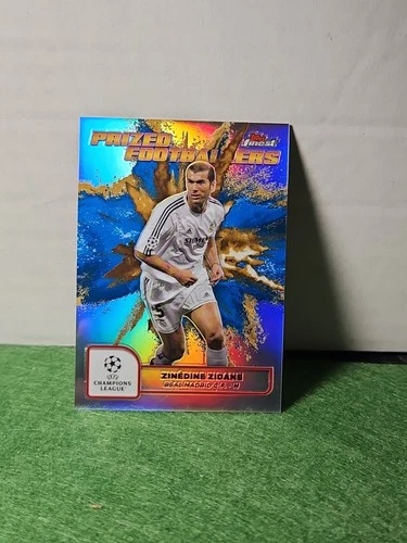 Zinedine Zidane 2024-25 Topps Finest Prized Footballers Fusion Blue Gold SP
