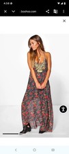 Boohoo Women's floral Maxi Dress Size 4