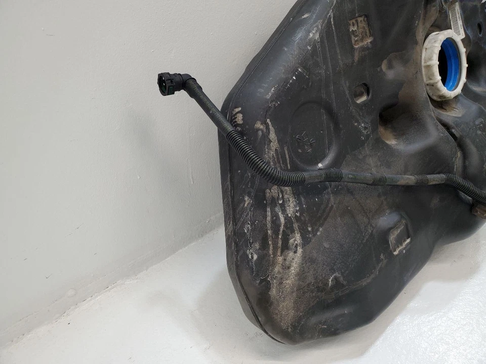 2010-2015 HONDA CROSSTOUR 18 Gallon Fuel Tank FWD 17044TA0A00 Foto 3 de 4