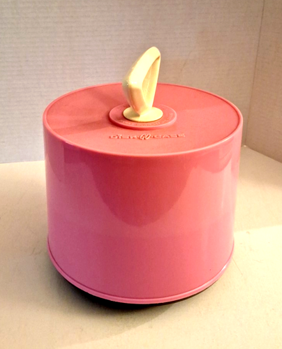 1970s Hot Pink 45's Disk-Go-Case Vinyl Record Case Holder Travel Box Round