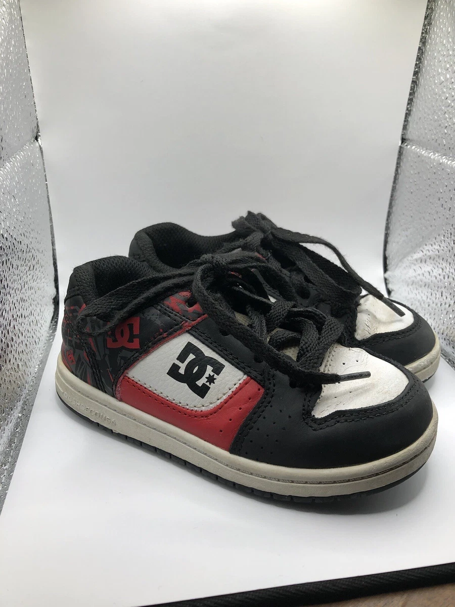 Dc sales boys sneakers