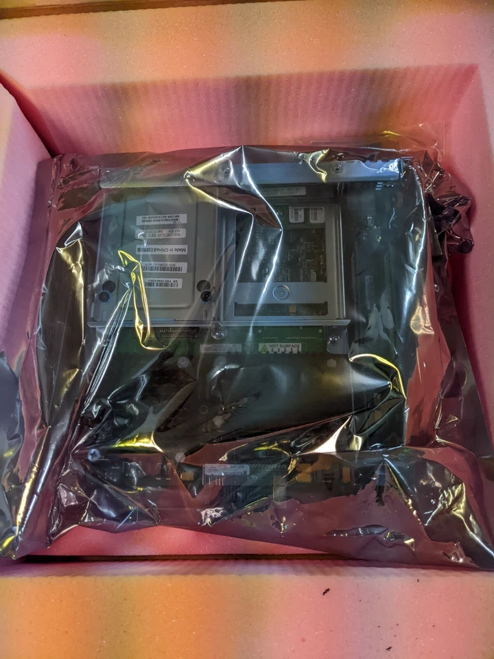 Genuine Cisco SM-SRE-700-K9 Services Ready Engine - NEW! - Image 4 of 4