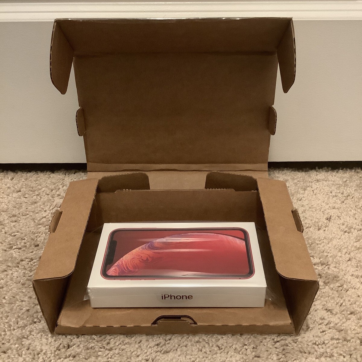 Apple iPhone XR (PRODUCT) RED - 128GB - (Unlocked) A1984 (CDMA 