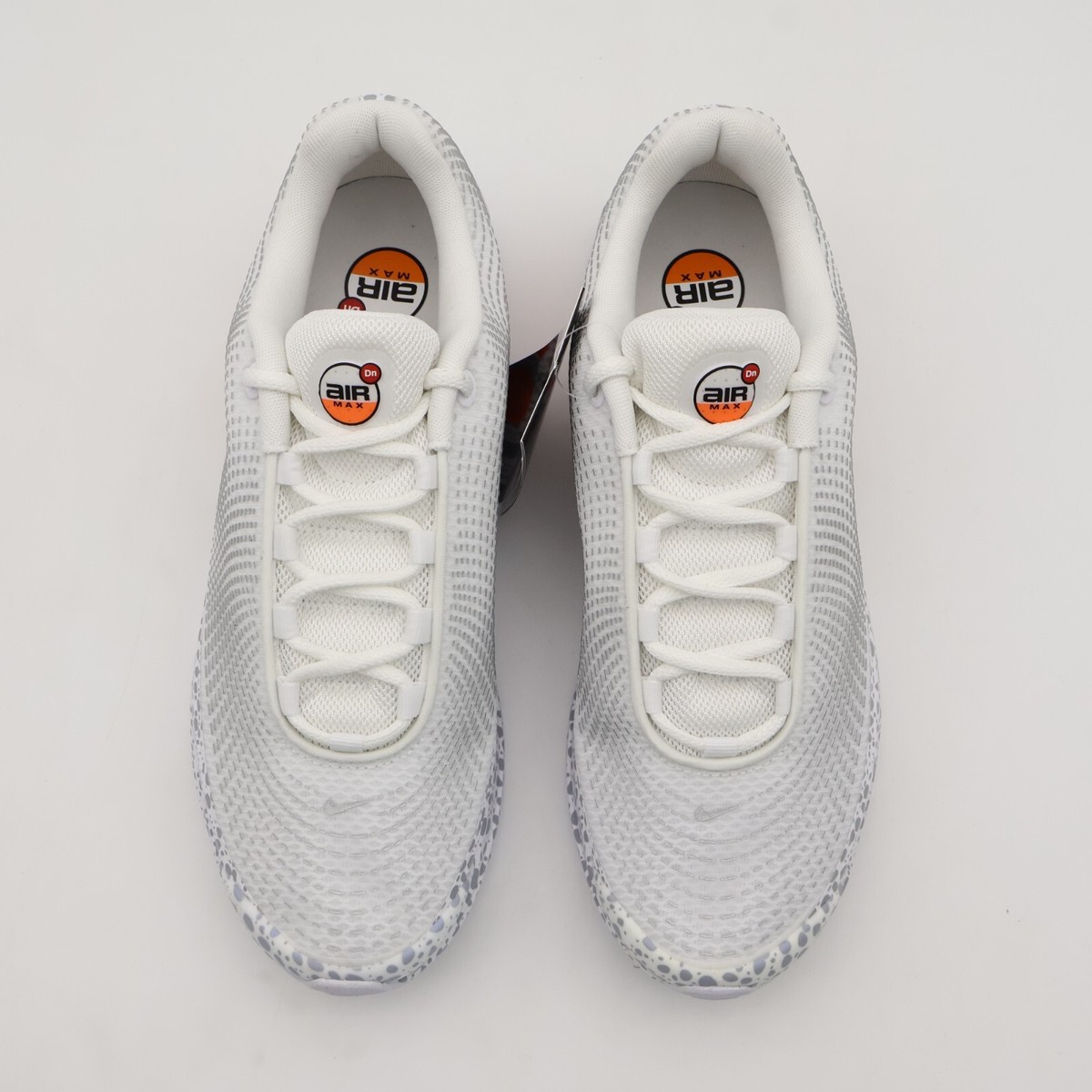 HM0811-100 Nike Air Max DN PRM Electric White Metallic Silver