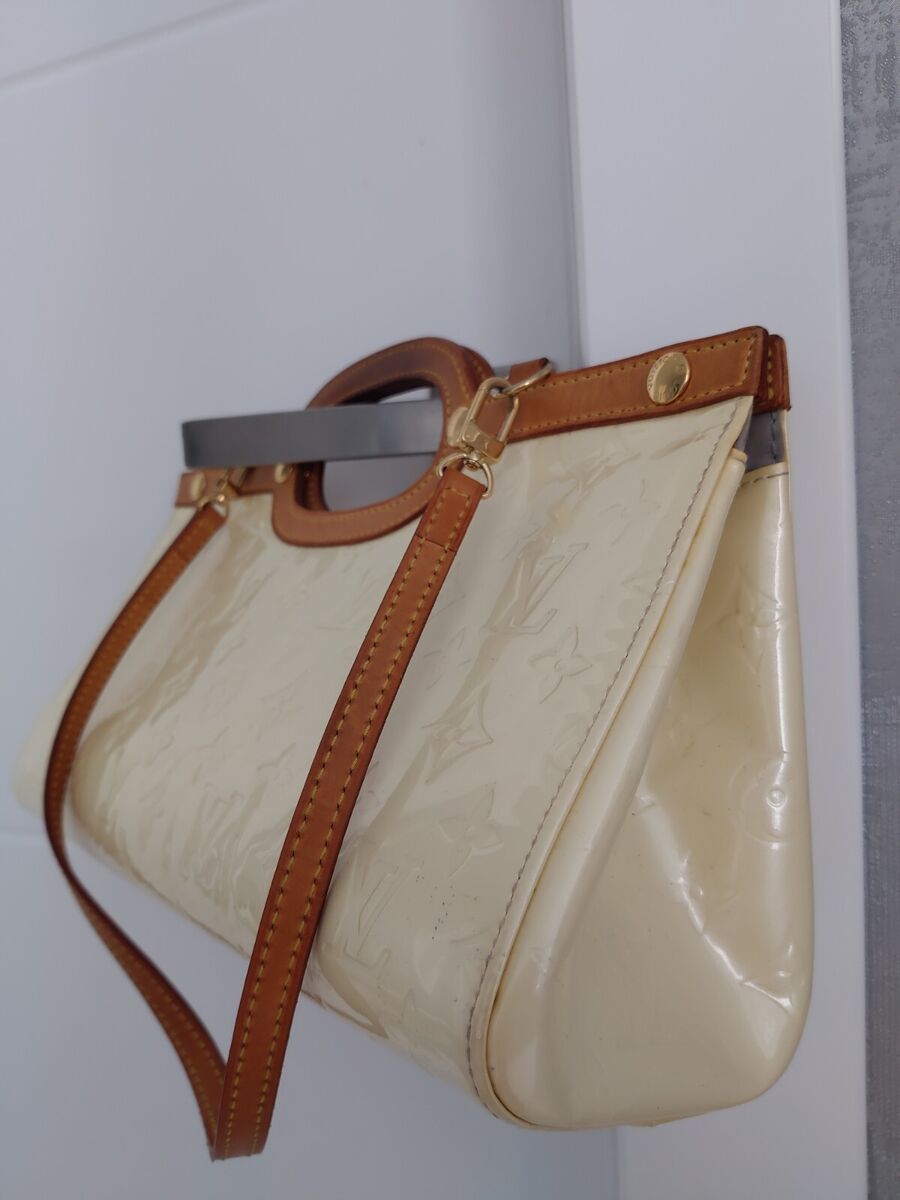 Louis Vuitton Roxbury Patent Leather Shoulder Bag (Pre-Owned) - Beige