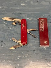 VICTORINOX Schweizer Taschenmesser Spartan mit 8 Teilen 