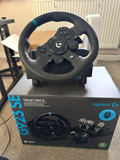Logitech G923 TRUEFORCE Force Feedback Racing Wheel & Pedals + Shifter Xbox/PC