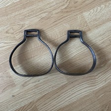 ANTIQUE OLD VINTAGE HAND-FORGED RUSTIC IRON HORSE STIRRUP - RARE 