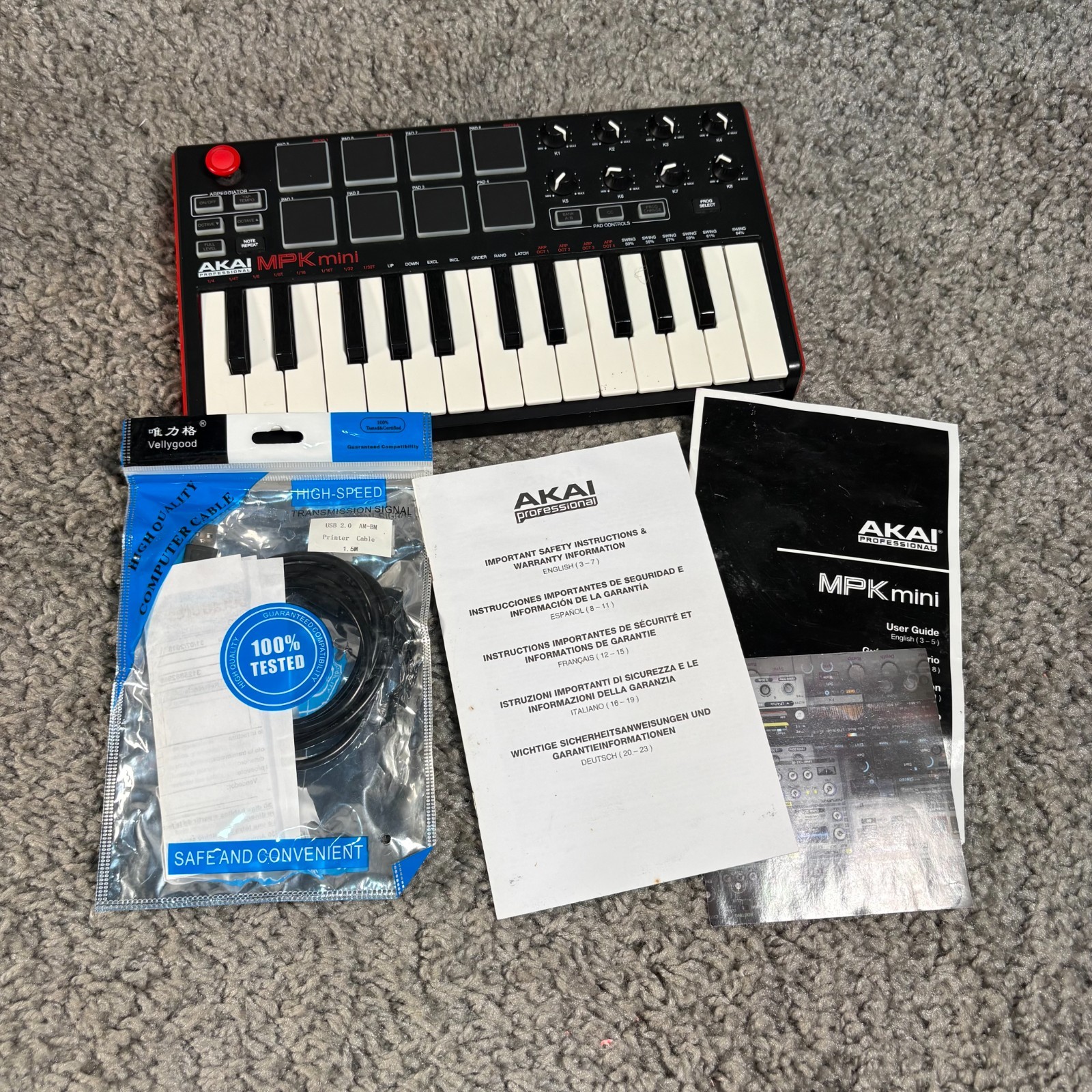 Akai Professional MPK Mini mkII Compact Keybord/Pad Controller Boxed with Ins.