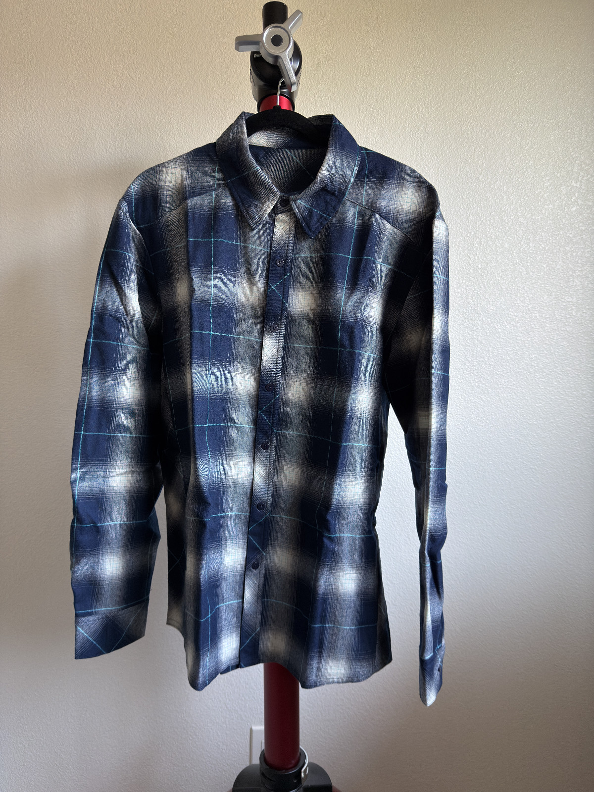 14. Icebreaker Men’s Merino Wool Flannel. Large. Used.