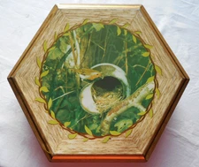 VINTAGE TIN - EDWARD SHARP & SONS  HEXAGONAL TIN - ROBINS NEST -