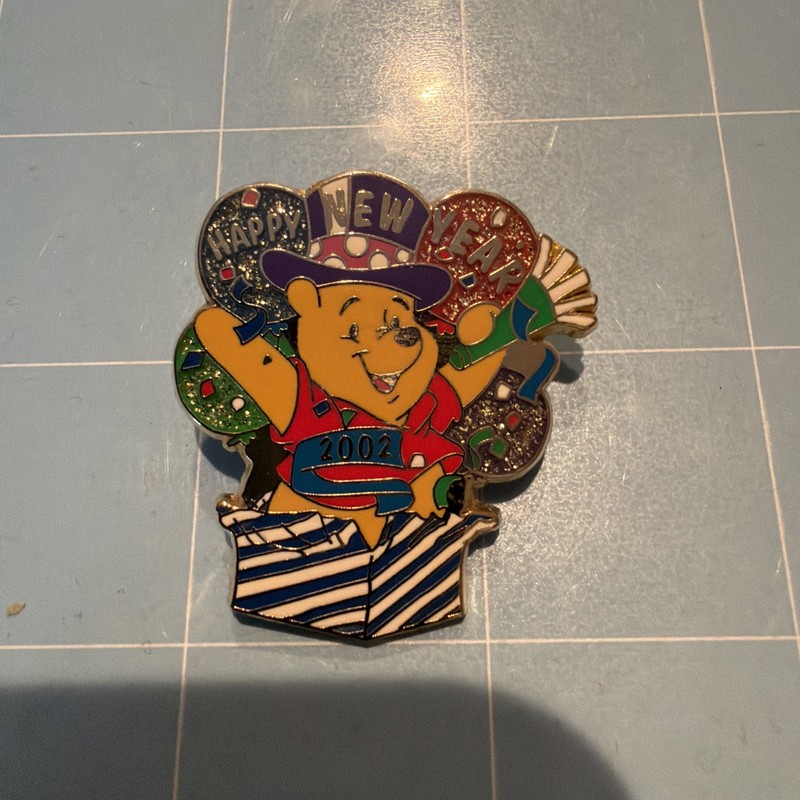 2002 Happy New Year Celebration  Winnie  the Pooh Disney Store Pin