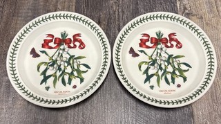 2 PORTMEIRION Botanic Garden MISTLETOE Salad Plates 8.5” Christmas