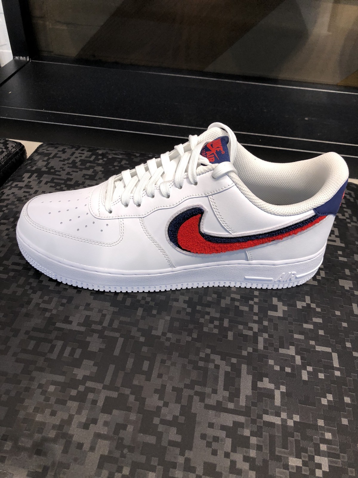 Nike Air Force 1 Chenille Swoosh Nuevo Todas Las Tallas Nike Air Force 1 Chenille Swoosh Nuevo Todas Las Tallas