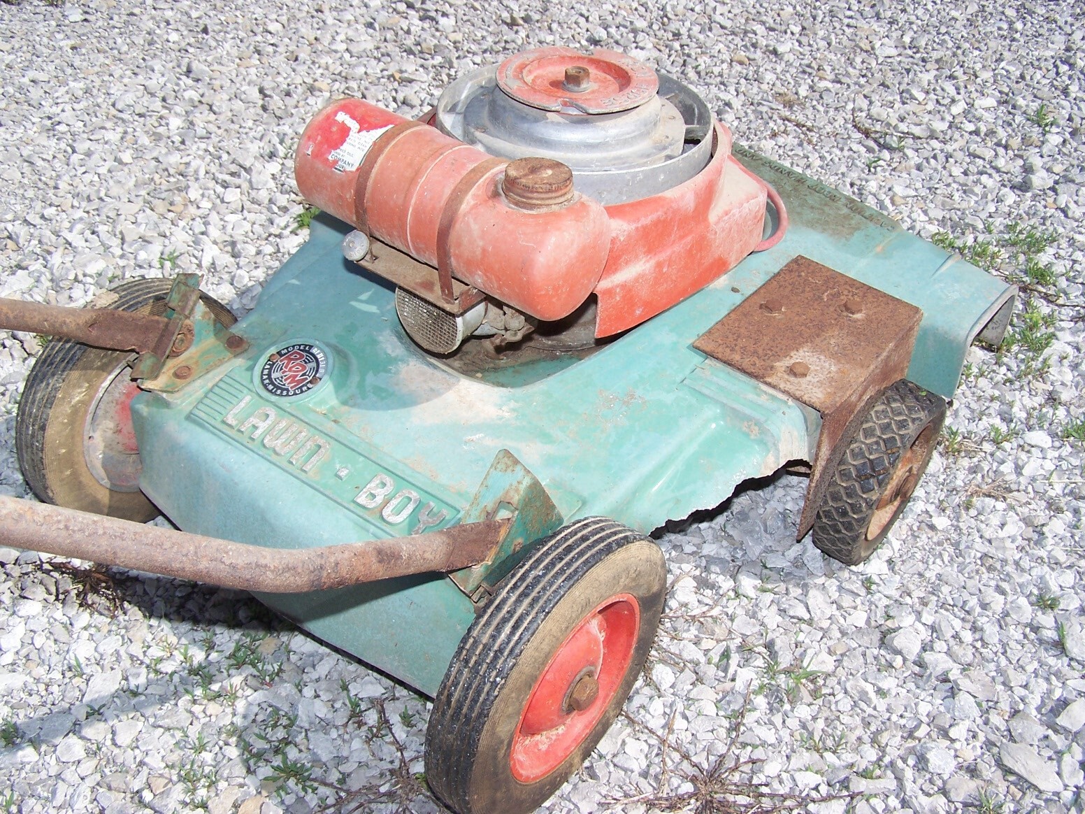 Used 1953 LawnBoy Iron Horse Model 8FH13LB Walkbehind ("Push") Mower