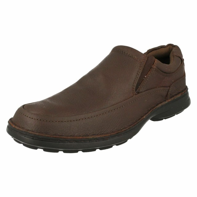 easy slip on shoes mens