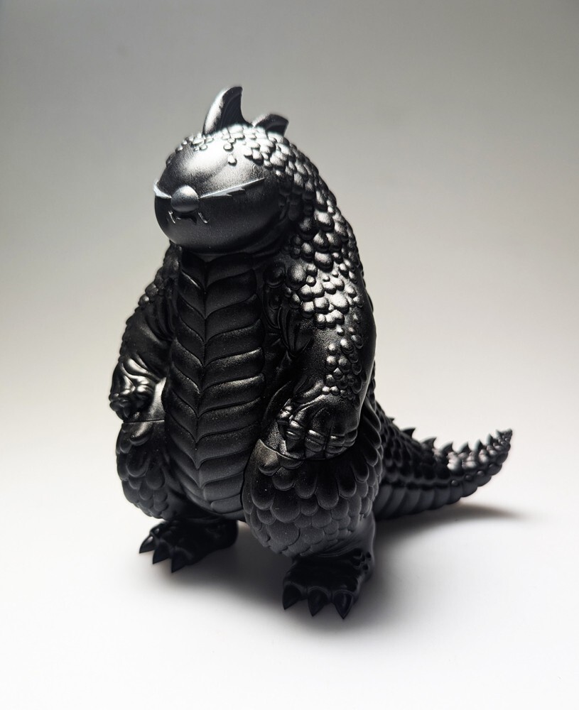 Kaiju Bully Black XL by Erick Scarecrow | eBay
