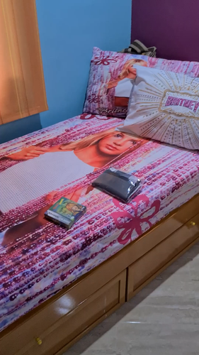 Britney Spears Duvet Cover US Twin, Merch, Rare # CD Vinyl tShirt Photo Poster - Video 1 of 1