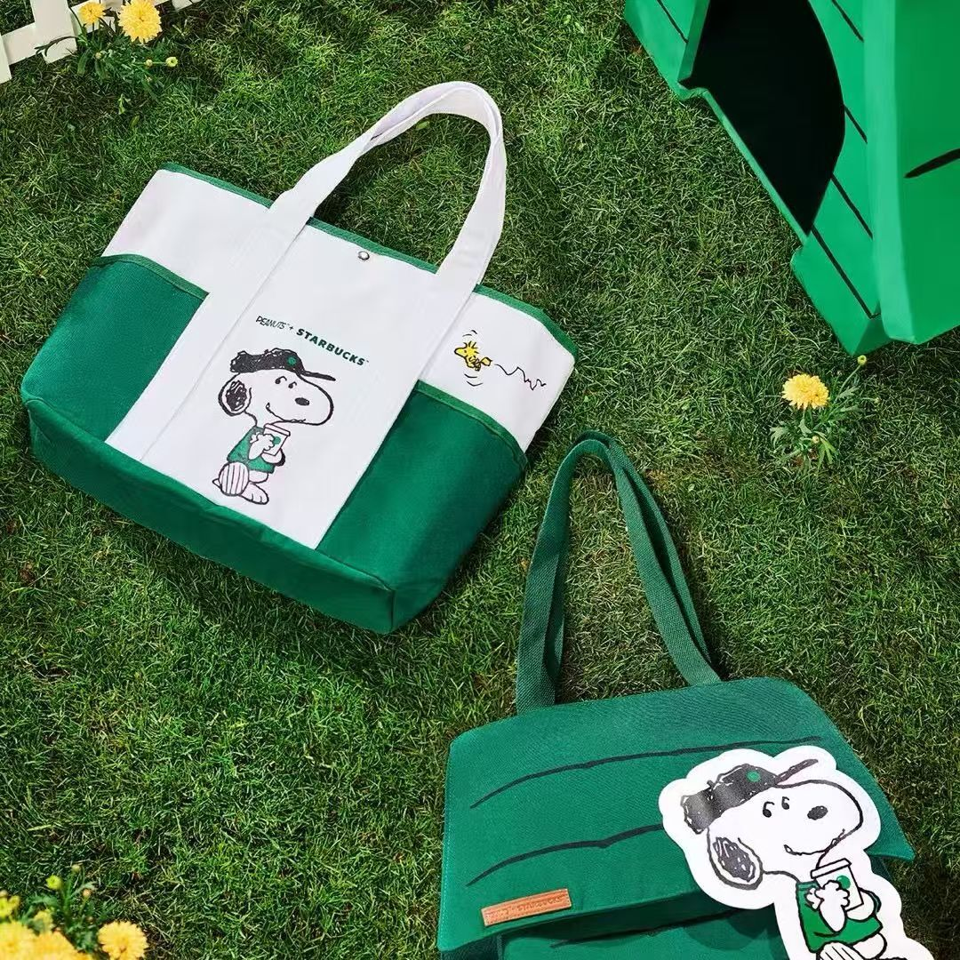 PEANUTS × STARBUCKS トートバッグ&ハンディファン Starbucks Snoopy Stylish Large Capacity Tote Bag with Comic