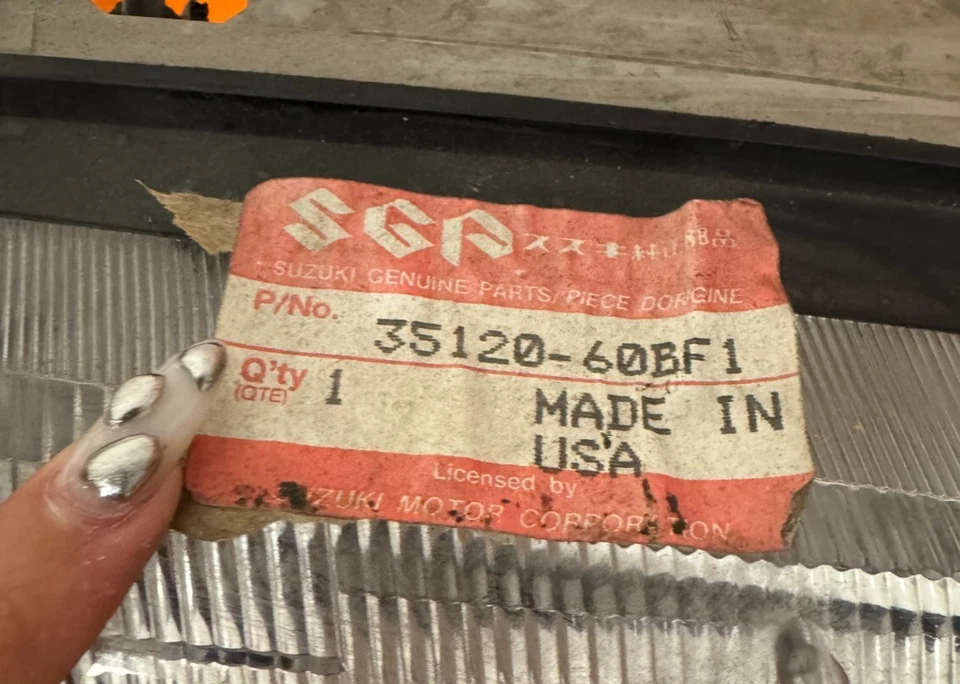 1991-1994 SUZUKI SWIFT COUPE DRIVER SIDE HEADLIGHT OEM (P)3532060BF1 Foto 3 de 4